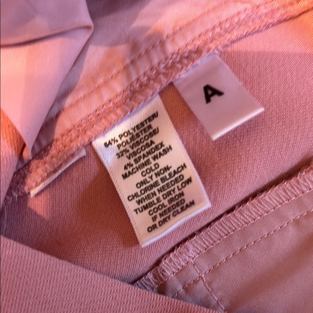 Loft Pink Women's cuffed Pants - Picture 4 of 5